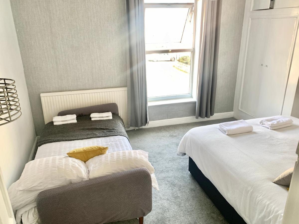 Lovely City Town House With Free Parking Sleeps 2 To 6 Guests York Dış mekan fotoğraf